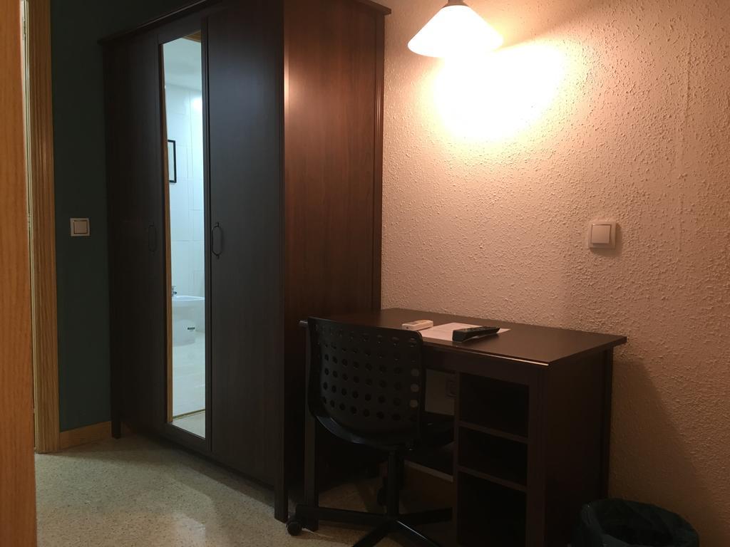 Hostal Tres Cantos Buitenkant foto