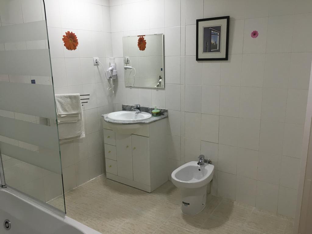 Hostal Tres Cantos Buitenkant foto